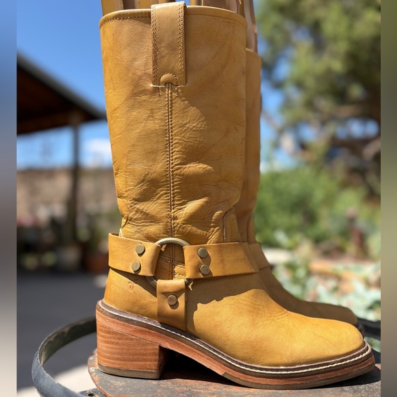 FRYE Harness Campus Kate Boots - Picture 7 of 16